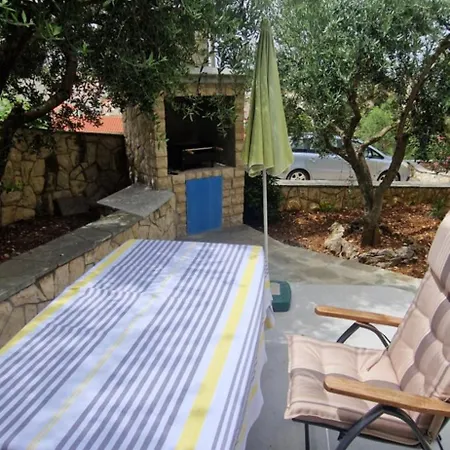 Appartamento Sunce Vrbnik Esterno foto